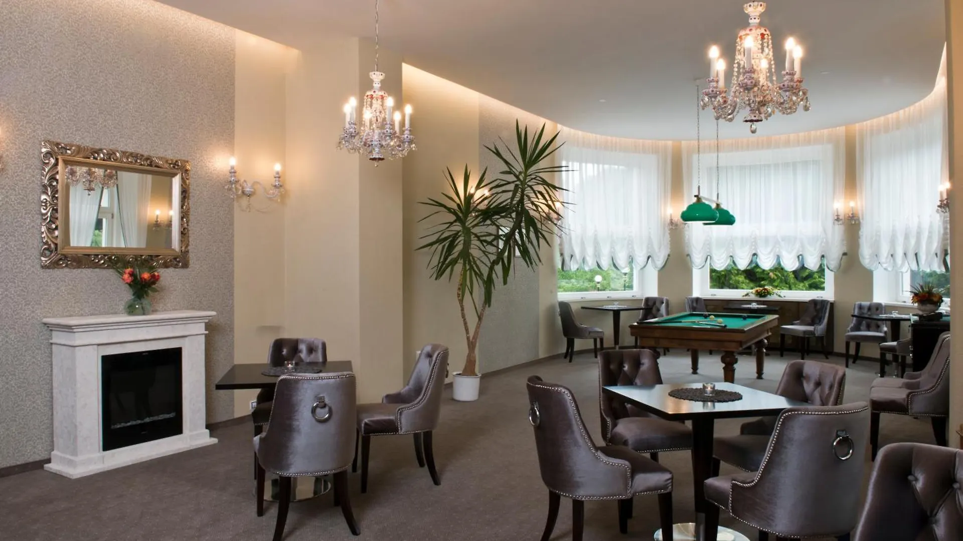 Parkhotel Golf Mariánské Lázně 4*,